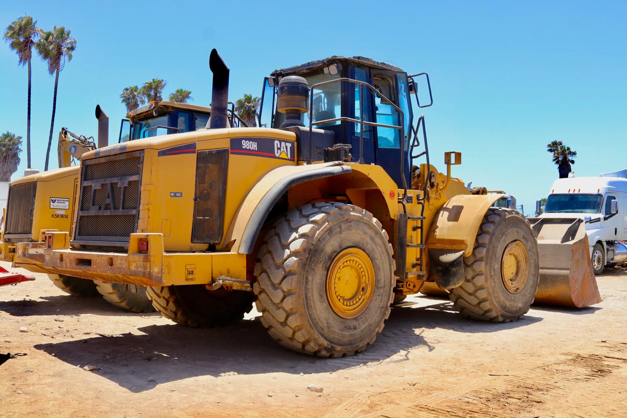 Cargador frontal Caterpillar 980 de gran capacidad.